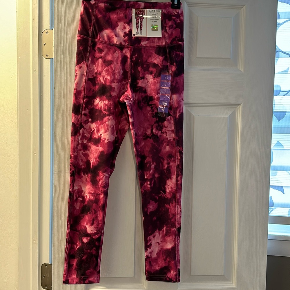 NWT Women’s Danskin Workout Pants